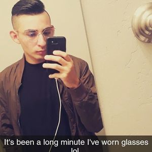 Meet your Posher, Gregory